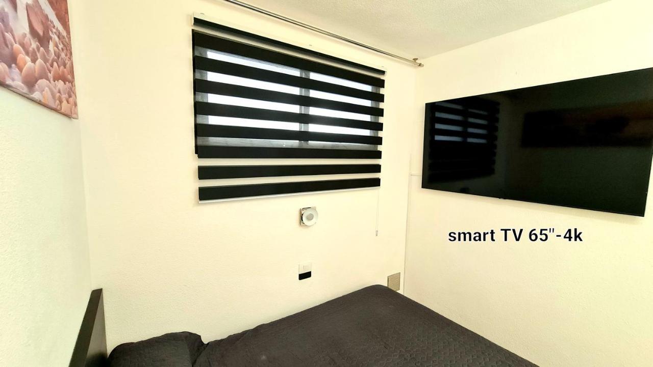 OCEANFRONT DELUXE 3 Beach CURA-TAURO-AMADORES, 2 AirConditioners, 2TV-65 SMART Playa Del Cura  Exterior foto